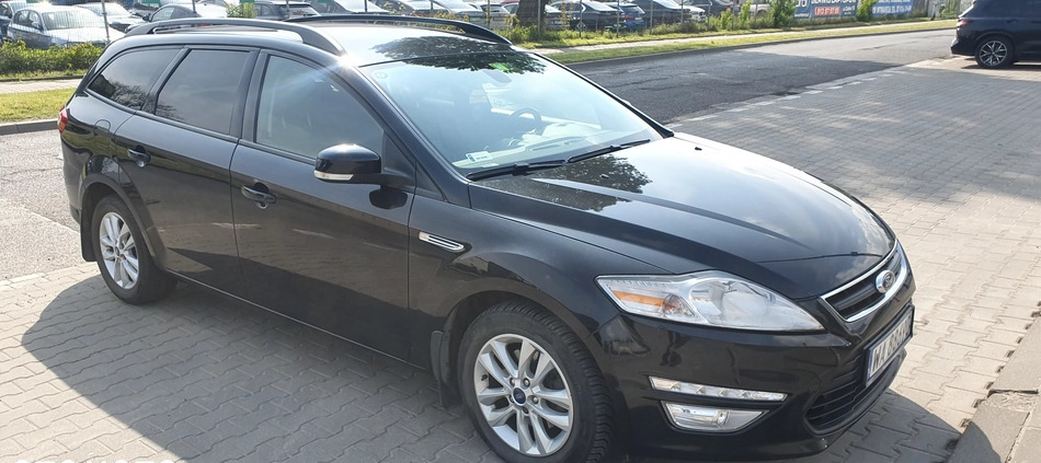 Ford Mondeo cena 26500 przebieg: 262000, rok produkcji 2011 z Warszawa małe 301